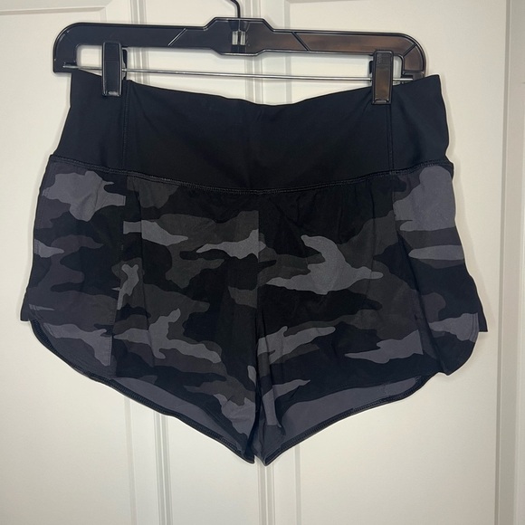 Athleta Pants - Athleta Black and Gray Camo Running Athletic Shorts